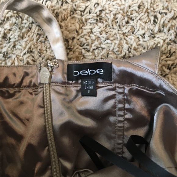 Women's dress - Picture 3 of 3